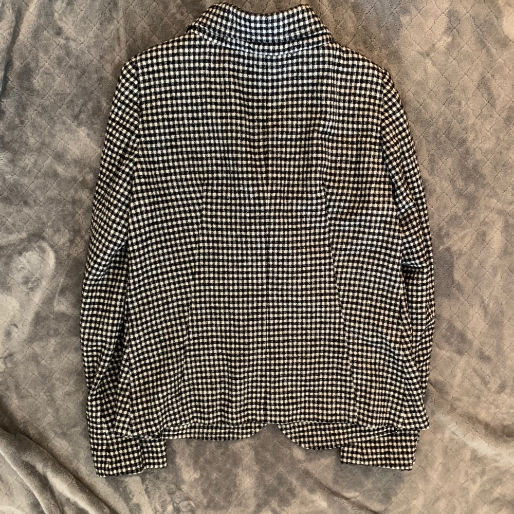 Light Spring Jacket - image 4